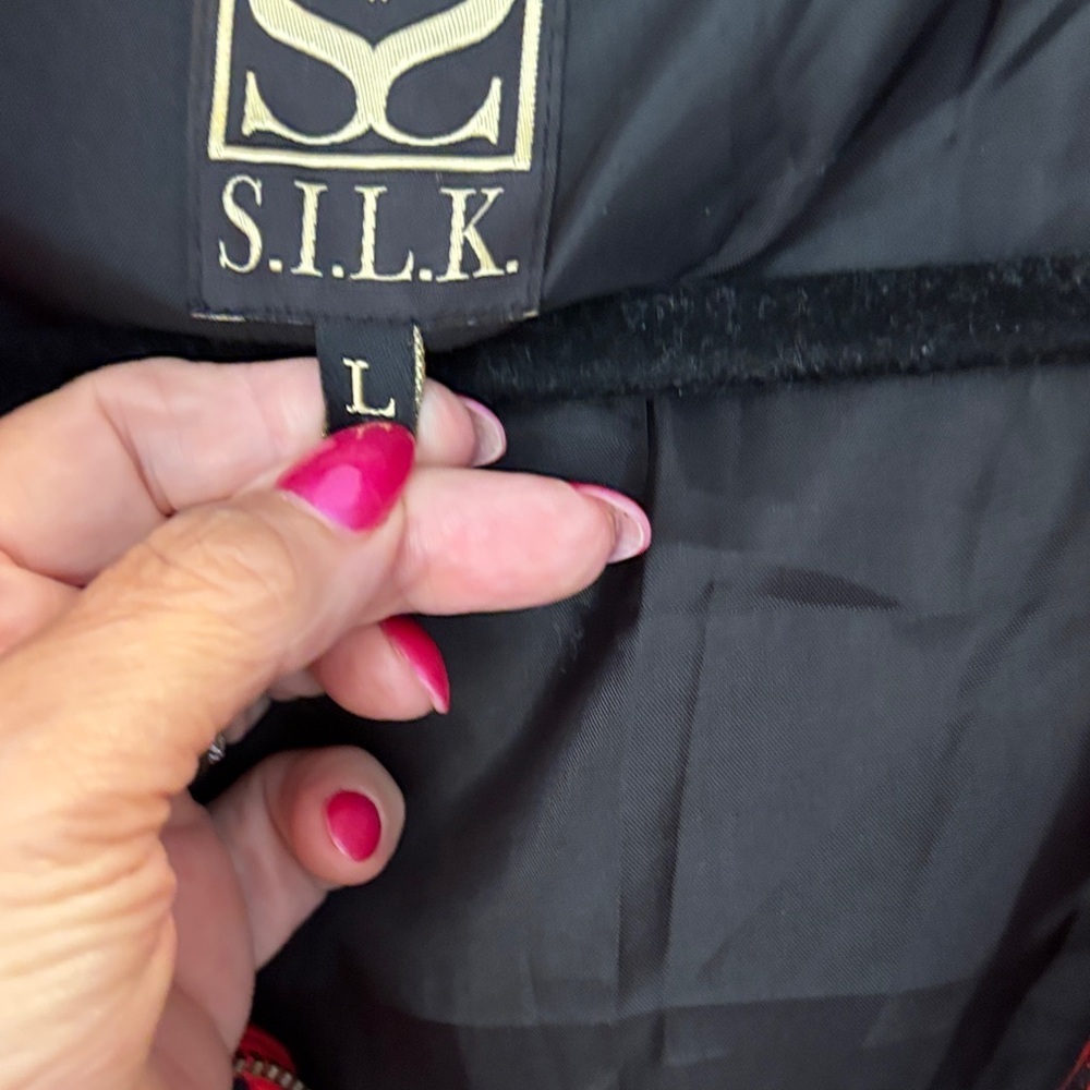 Red and Black Silk Puffer Floral Jacket - Picture 2 of 4